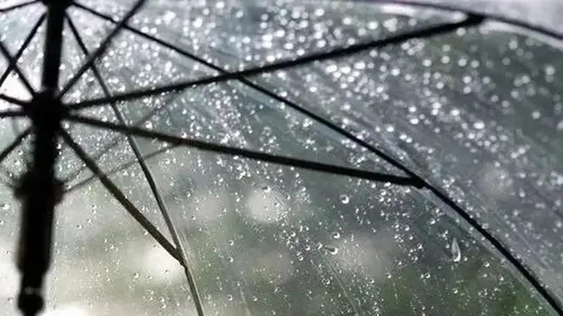 北京市防汛部门提醒：降雨还没结束，请市民减少外出