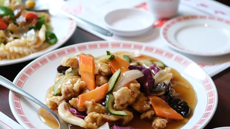 凉粉的千年智慧：从北魏糊化技艺到现代美食传奇