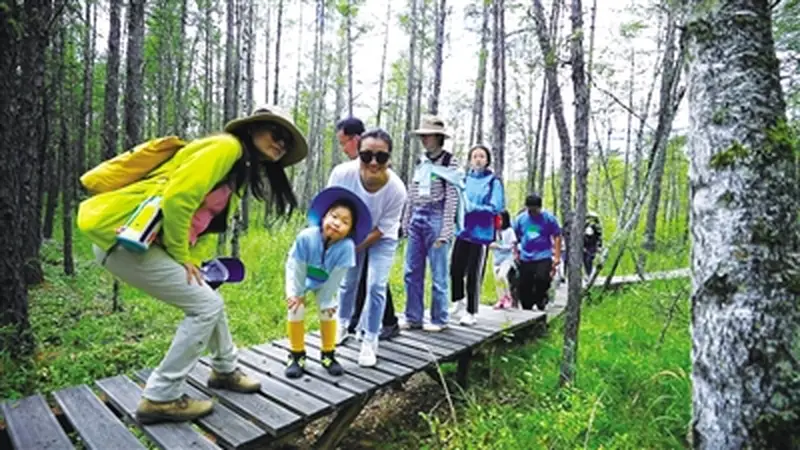 根河夏日入画来:生态民俗共舞,文旅新韵醉游人
