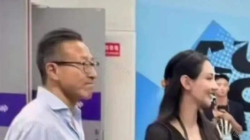 蔡崇信与女主持人合照发酵！当事人出面澄清 否认网传恋情