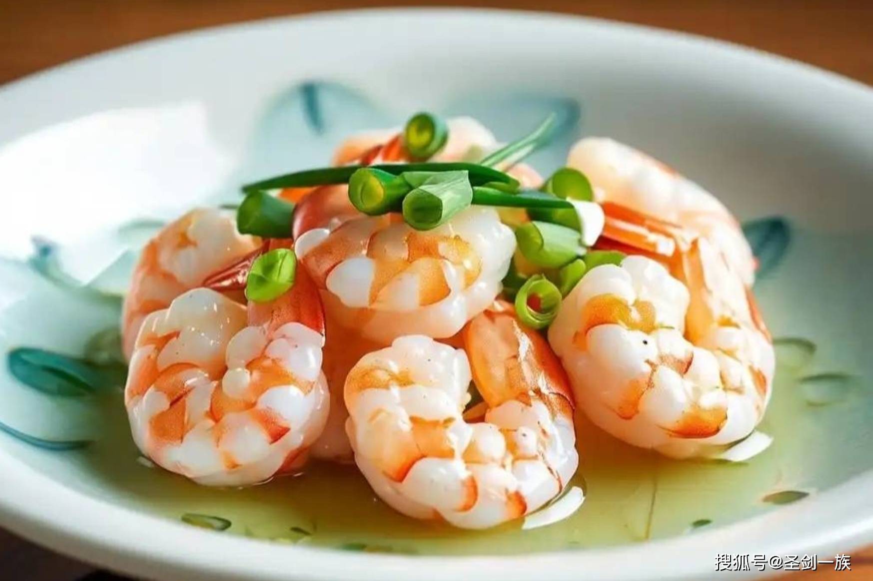 立夏后，建议少吃虾和豆腐，多吃8样菜，养阳散寒，平安入夏