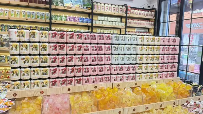 从老米酒到气泡米酒，俩合作超十年的经销商为何“秒跟”爽露爽？