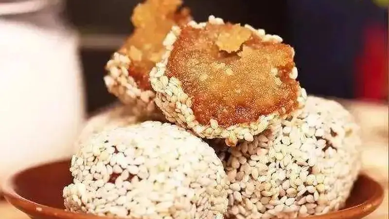 闻喜古城里的非遗烟火 裹着白芝麻香的中式团圆糕