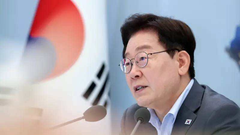 8月6日韩国足协遭警方突击搜查 前一日李在明青瓦台点破足球界非民主沉疴