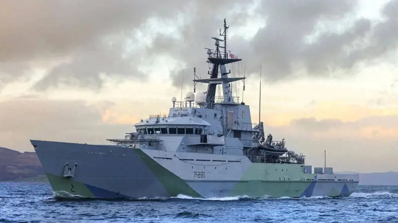 俄舰英吉利海峡实弹射击 英法军机全程监视