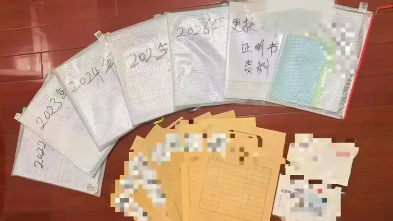 享受20万报销得先自费50万？惠民保调整，患者陷难题