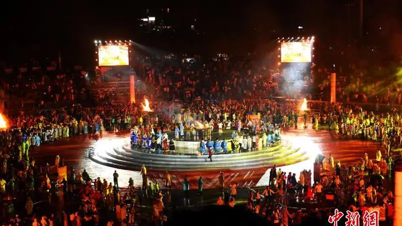 （走进中国乡村）从偏远地到景区房 贵州海坪千户彝寨的安居与乐业
