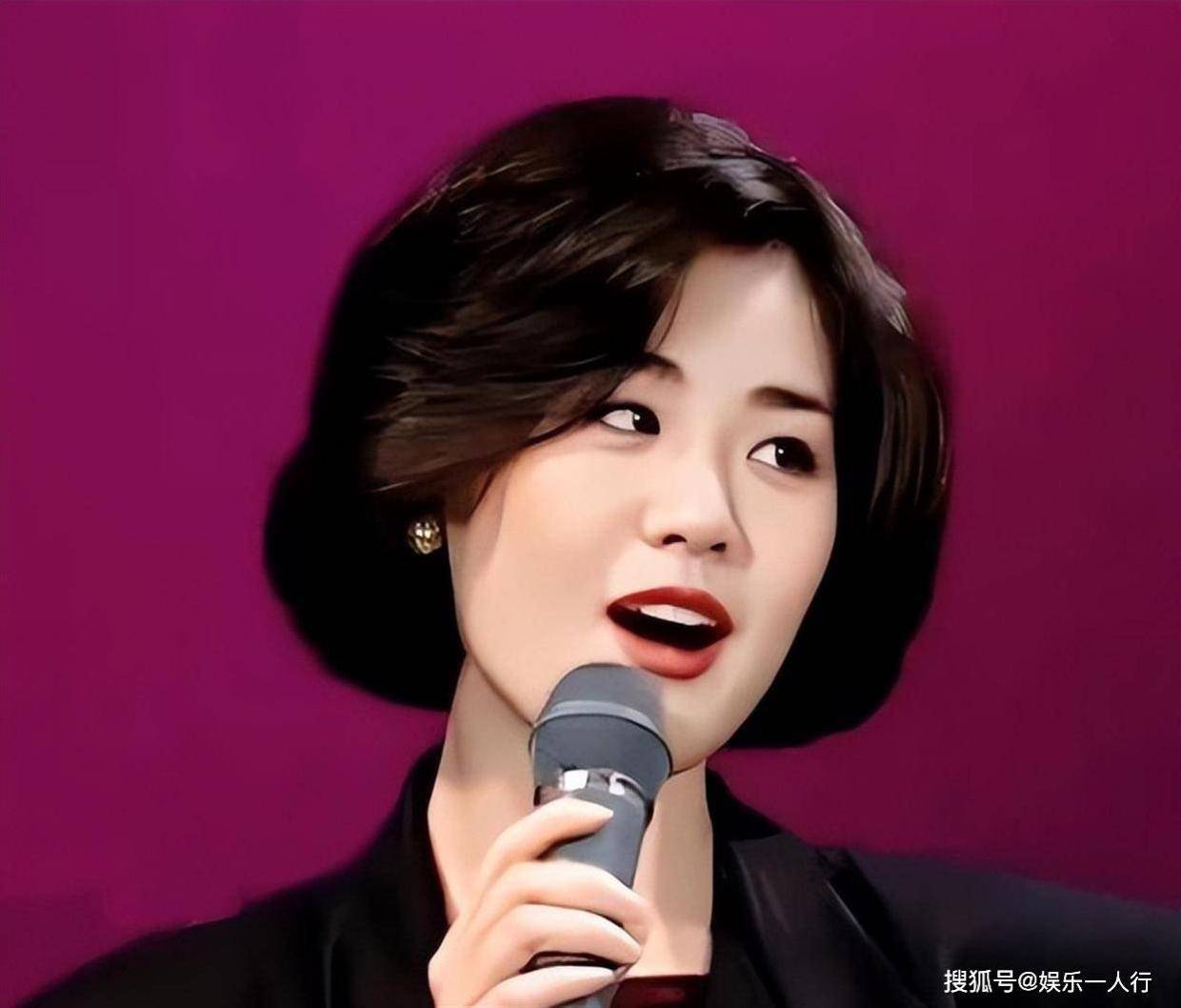 前妻改嫁大导演，亲儿子喊他叔叔：离婚30年零互撕，北京名嘴如今咋样了？