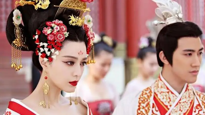 武则天为何最后又让儿子继承皇位？不是她傻，而是发现了一个秘密