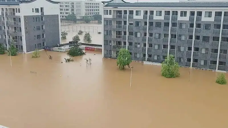 针对广西出现持续性强降雨，多家在线旅游平台启动应急响应机制