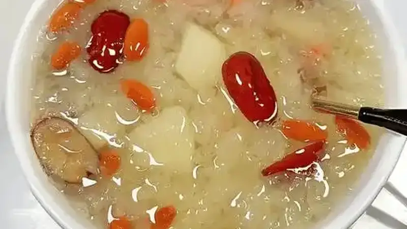 夏天冰糖银耳汤