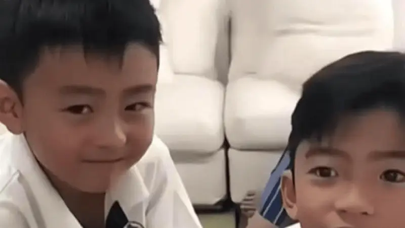 谢贤丧事后，张柏芝送儿子澳洲上学，19岁lucas临别拥抱妈妈孝顺