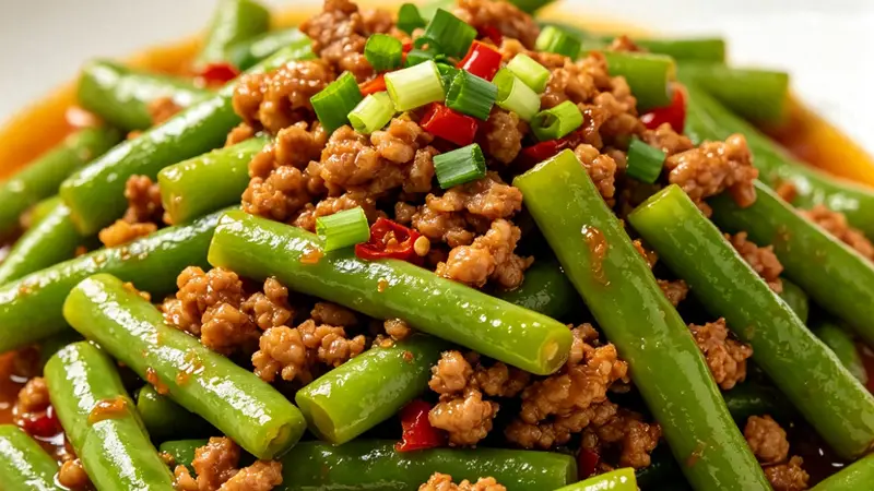 夏天豆角是个宝,谁吃谁好,补钾补钙,清热解暑,应季营养又解馋