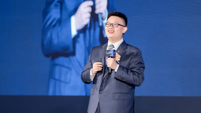 机器人大脑，值钱的生意还是卖炭的苦活？