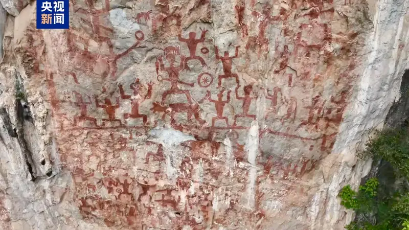 广西花山岩画为何能“驻颜”两千多年？科研团队揭秘