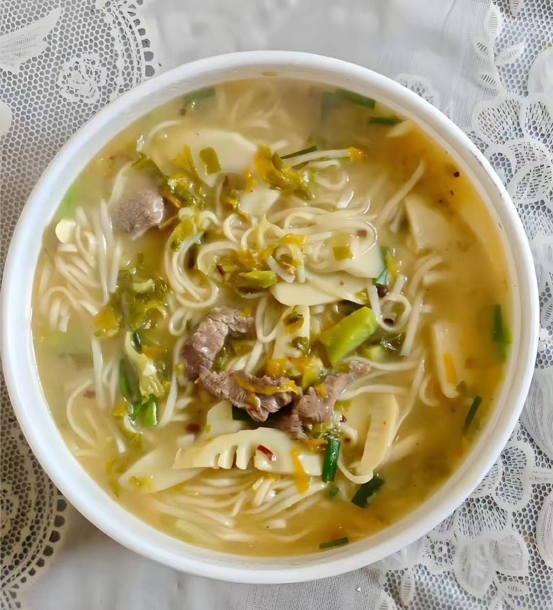 鲜掉眉毛的杭州味！在家复刻百年名吃“片儿川”