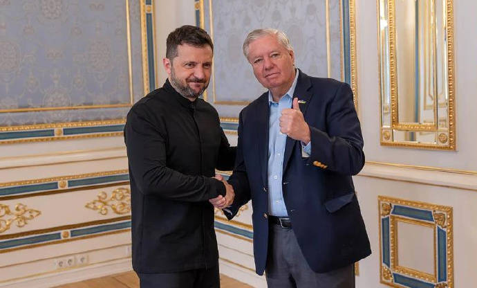 刚从基辅拱完火，天天喊着打伊朗赚大钱，格雷厄姆自己直接猝死在家