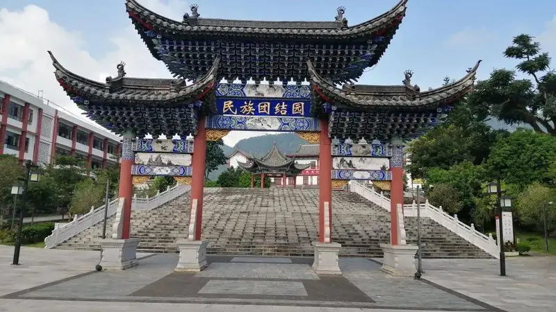 假期旅行好去处！中国超美的5个小众城市，全部去过的人很少