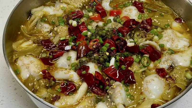 别总出去吃酸菜鱼！掌握这个小技巧，在家做出饭店同款金汤美味