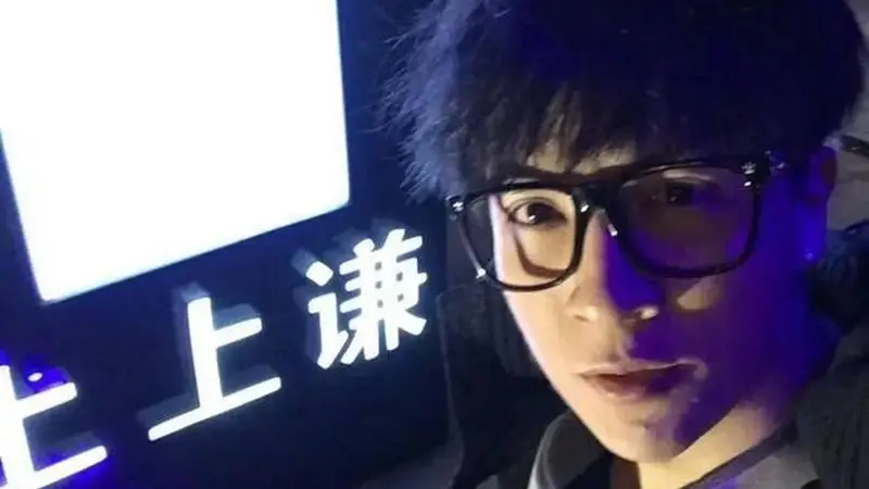 餐饮赛道上，全是跑路的明星