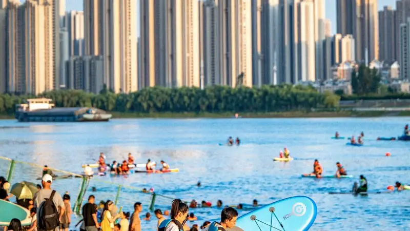 武汉人的夏日快乐，是家门口的海给的！