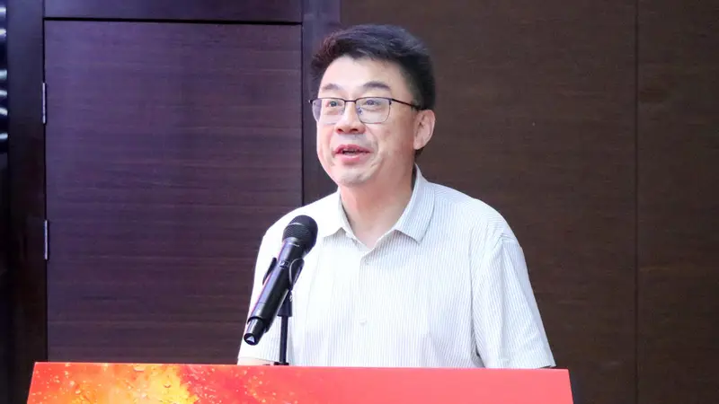 “赤子侨心・山海不远”2026山东侨界油画名家邀请展开幕