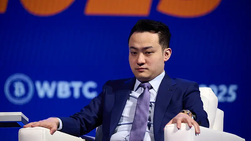 古城里的财富风云 孙宇晨福布斯身价热议引文化视角关注