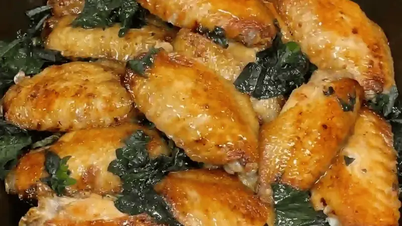 紫苏鸡翅煲：一锅端上桌，全家抢着吃的家常美味