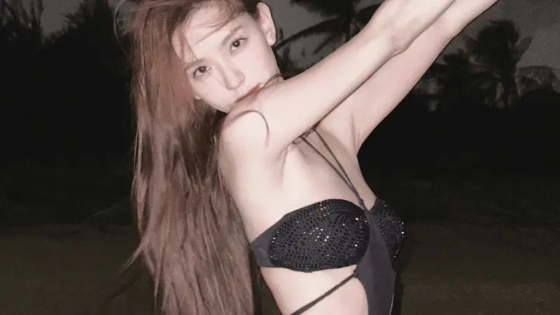 孙一宁泳装照刷屏！从硬刚王思聪到曝光医美黑幕，她太敢了