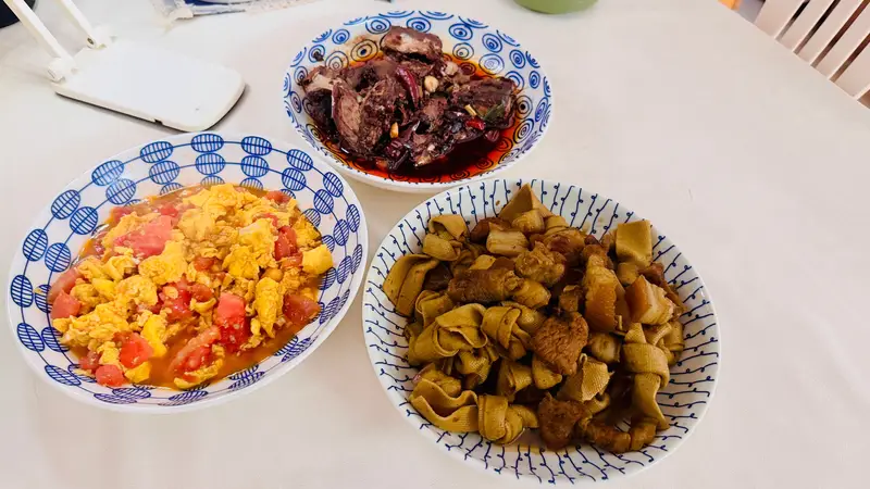 假期在家，可怕的不是天天买菜做饭，而是陪孩子