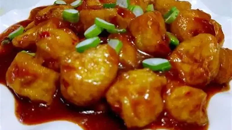 古城烟火里的鱼香豆腐:慢烹出日常温柔烟火气