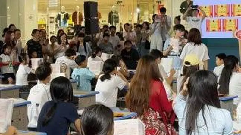 上课铃一响，CFC富兴时代的“偷吃大赛”开赛