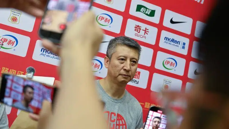 古城北京集训场上 郭士强谈男篮世预赛备战与杨瀚森归队动向