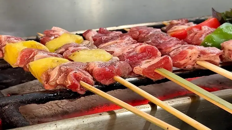 逛遍广州烟火街巷 寻得合心意的古城风味烧烤好去处