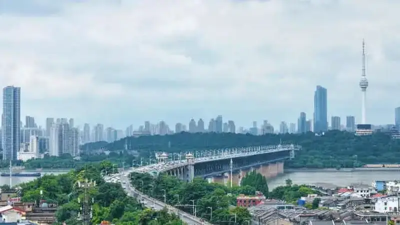 19省份平均工资大揭秘，谁在拉起天花板？