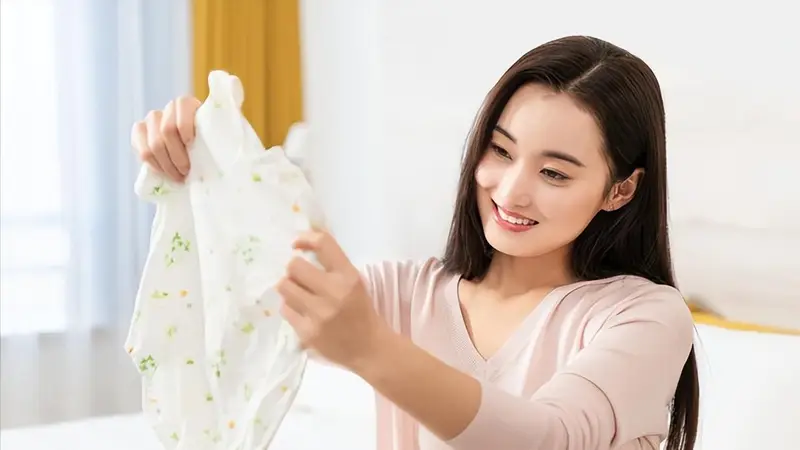 亲戚给孩子的旧衣服可以穿,这“四样东西”坚决不能要,谁送的都别收