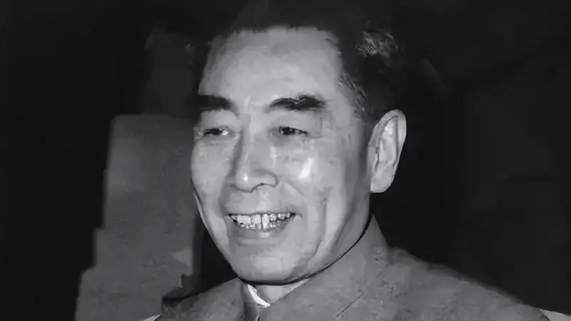 黄埔四期学员私放周恩来：一封总理来信换来半生平安