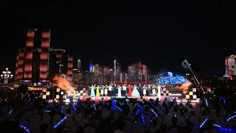 重庆南滨夜韵正浓 8月21日常态化音乐会启幕 经典与原创交织绘就文旅新声浪