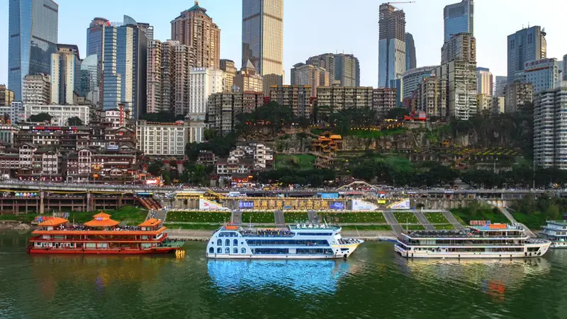 三船齐发 七夕重庆两江游可感受国风浪漫