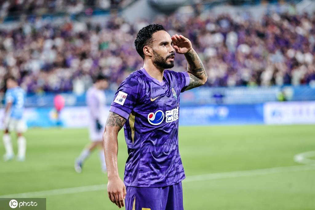 中超-谢蒂内哈达斯季胜攀破门 津门虎3-0新鹏城