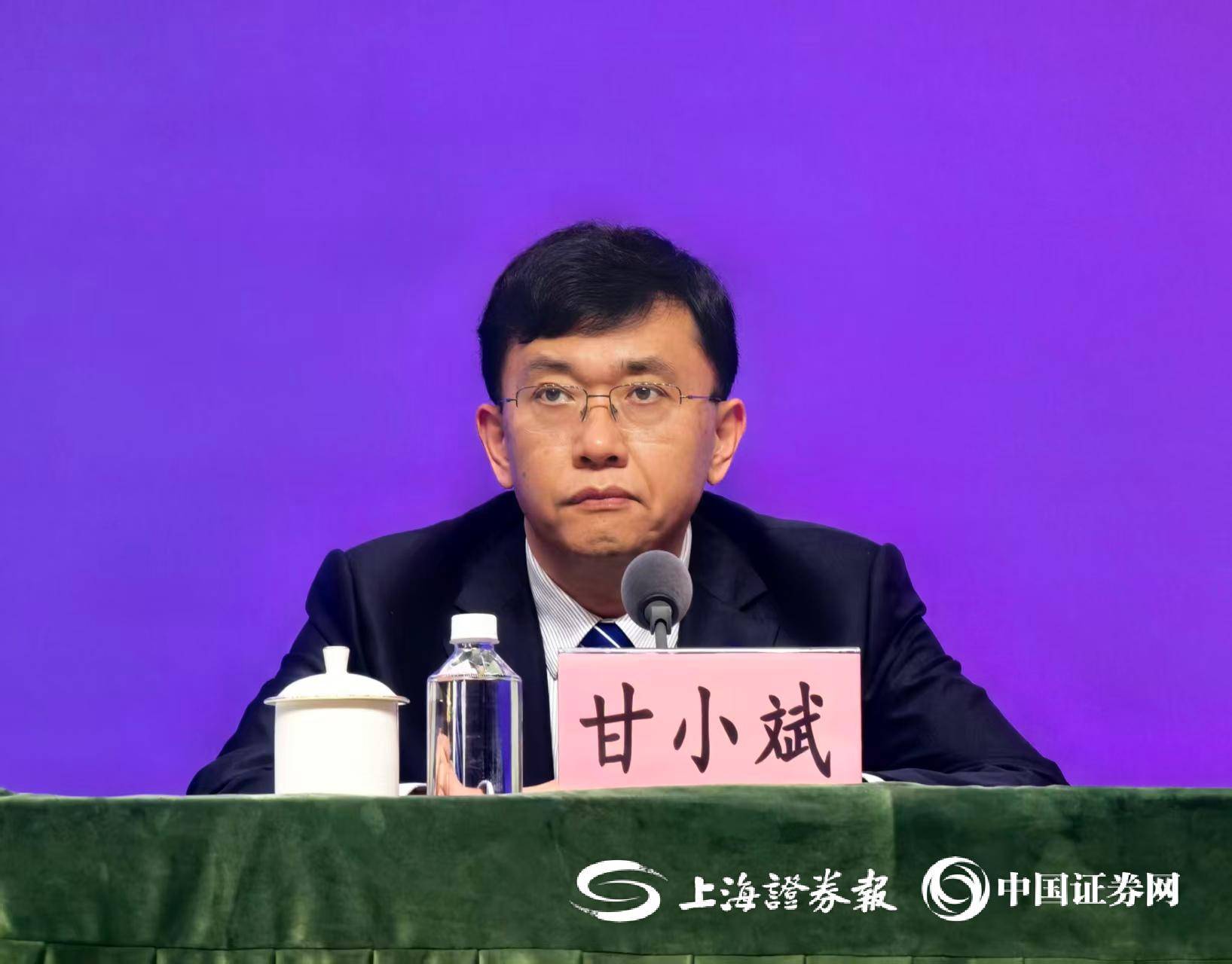 工业和信息化部：今年人形机器人产量有望突破10万台 规上工业企业AI应用普及率已超30%
