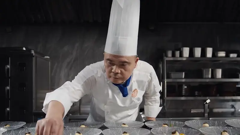林潮带:从学徒到大师,用了39年时间,完成“一饭封神”