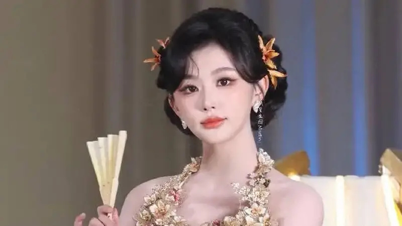 上海这一夜：瞿颖美成“黑珍珠”，娜扎独眼也体面，孔雪儿暴瘦