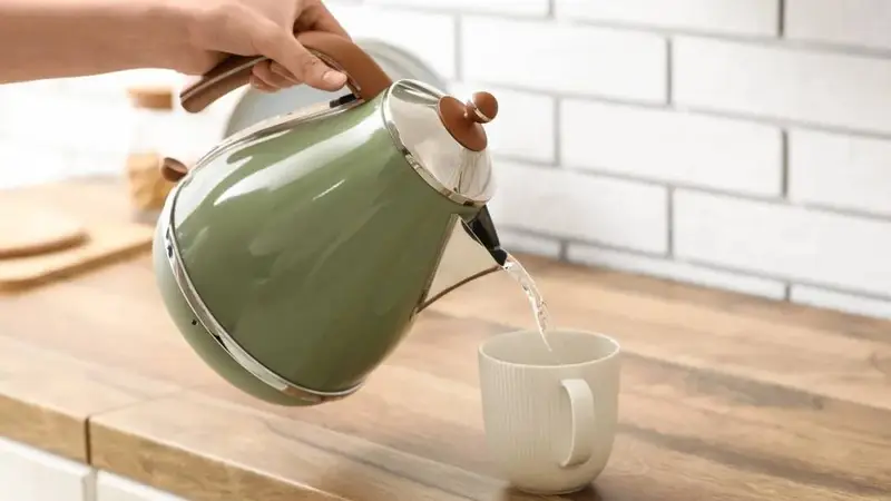 长期喝白开水vs长期喝茶，谁更健康？