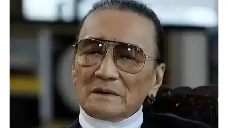 曝谢贤去世细节！请4人照顾，死前已昏迷，强撑到儿子回港才闭眼