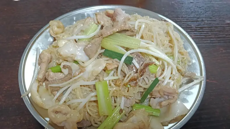 一碗北流炒粉，半生烟火念想。