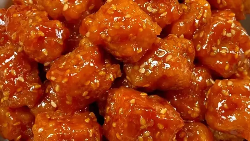 古城里的酸甜脆香鸡 厨房小白也能复刻的下饭暖心味
