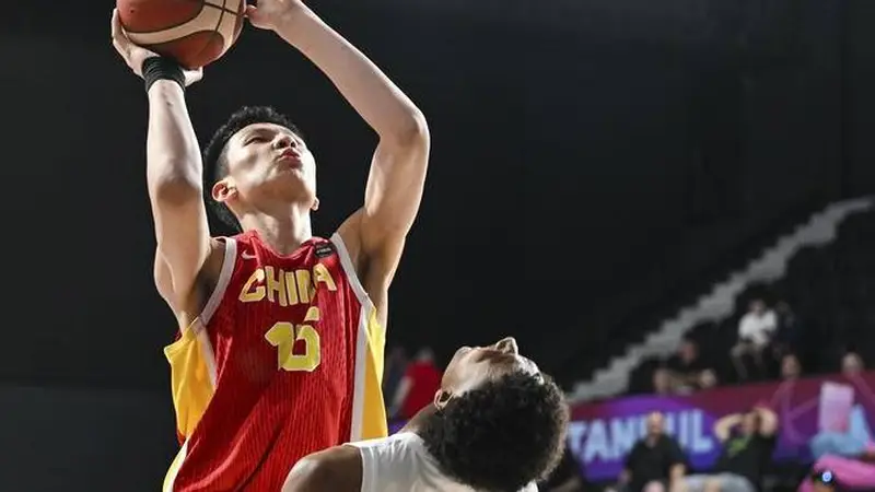下一个登录NBA的中国人！选秀专家看好2米15国青小将