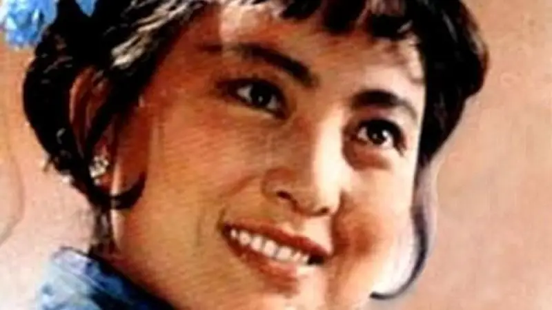 回顾张金玲:从演员到画家,曾是北影之花,甘当多年主妇,离婚后逆袭