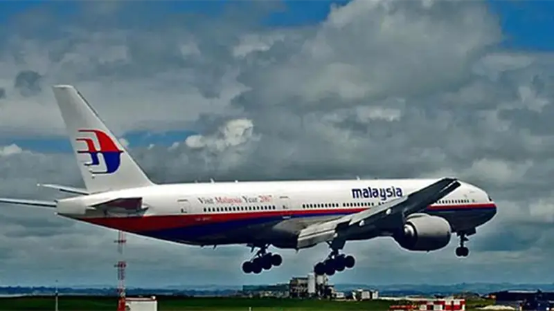 马来西亚政府宣布：将继续搜寻失踪航班MH370，期限延长一年